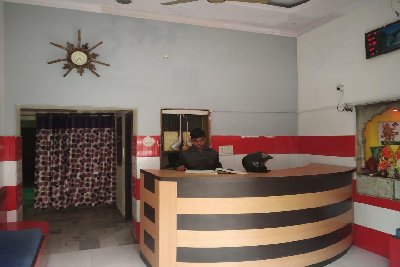 Oyo 29411 Hotel Vanshika Agra  Exterior photo